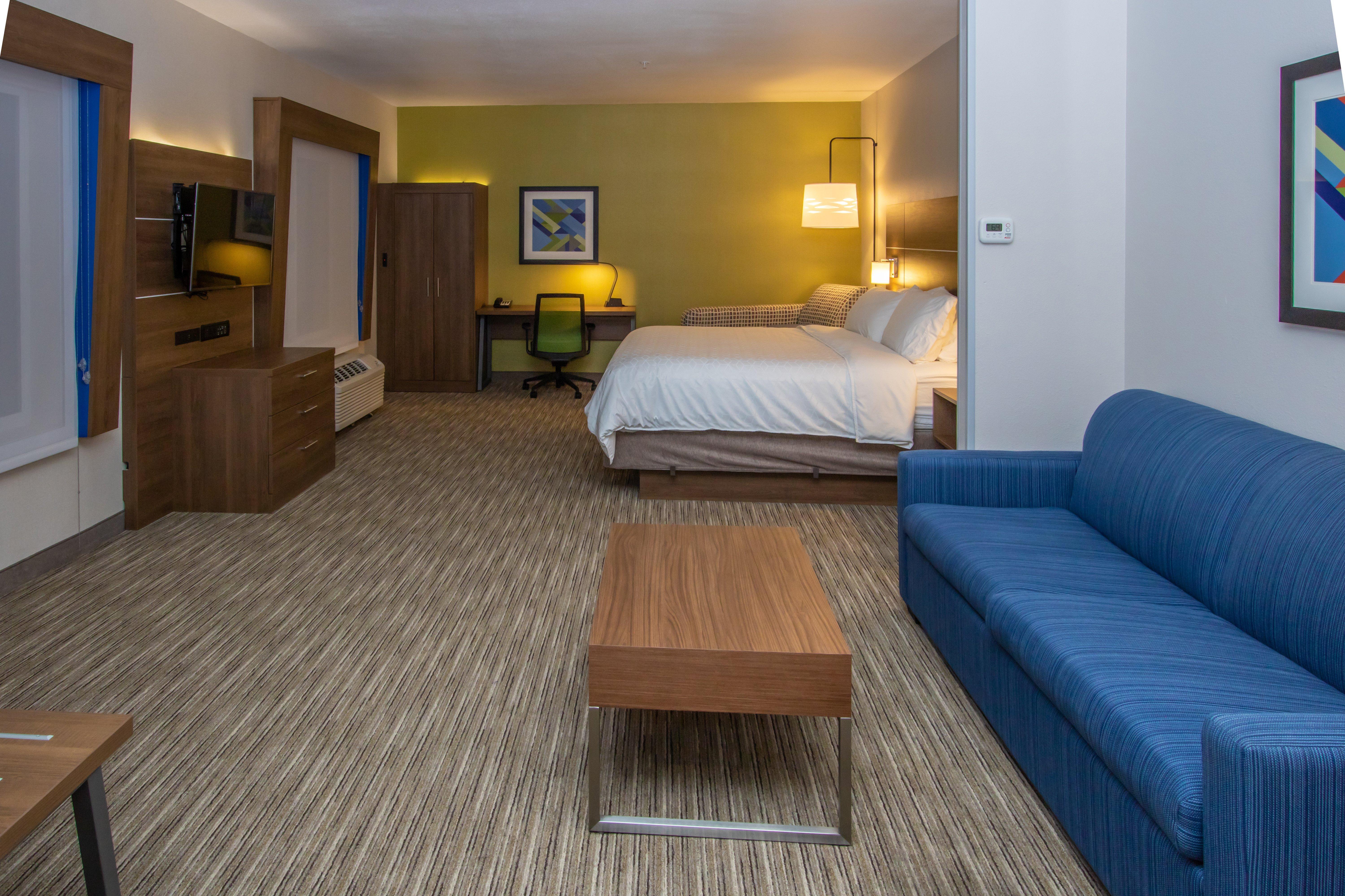 Holiday Inn Express Hotel & Suites Roseville - Galleria Area By Ihg Экстерьер фото