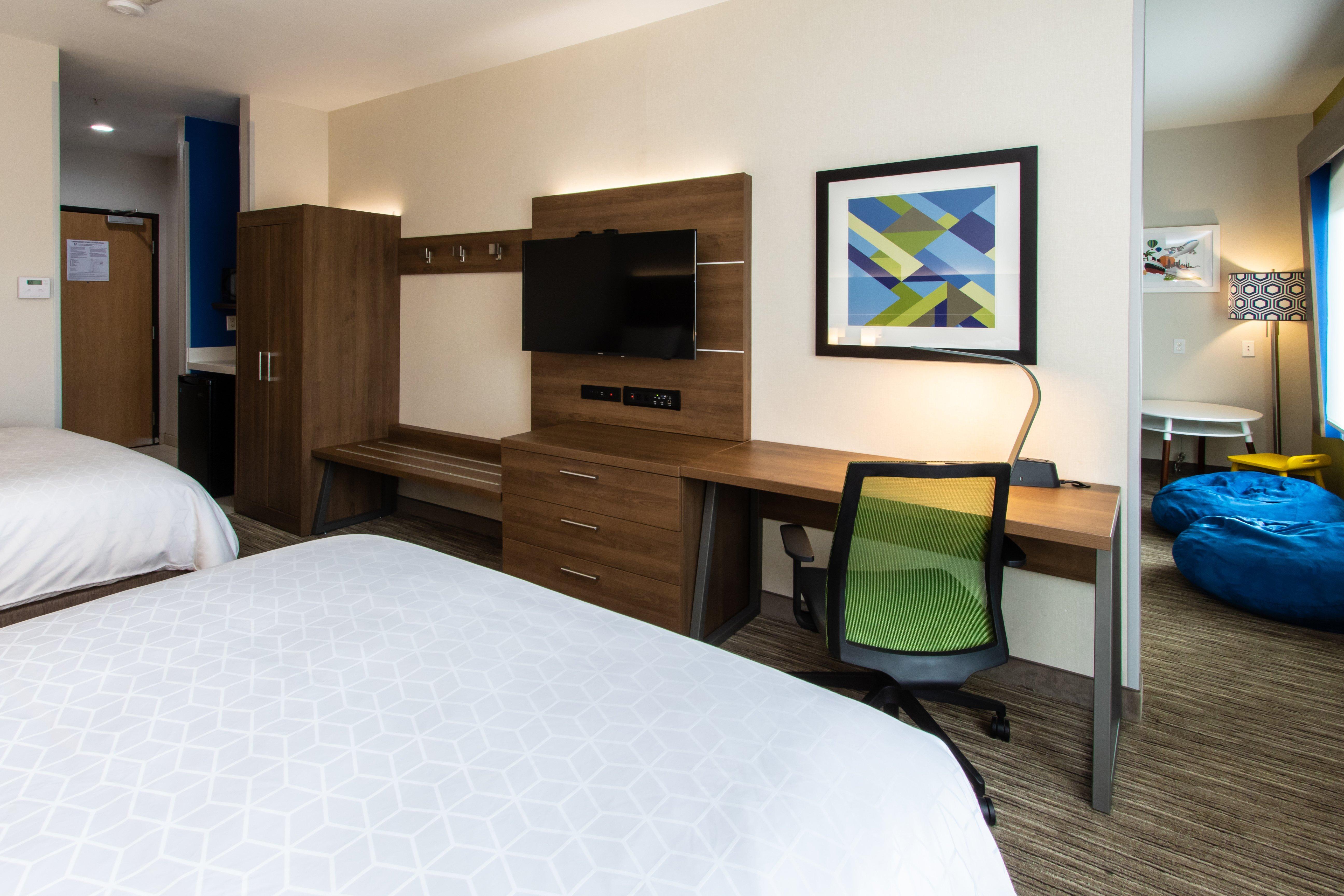 Holiday Inn Express Hotel & Suites Roseville - Galleria Area By Ihg Экстерьер фото