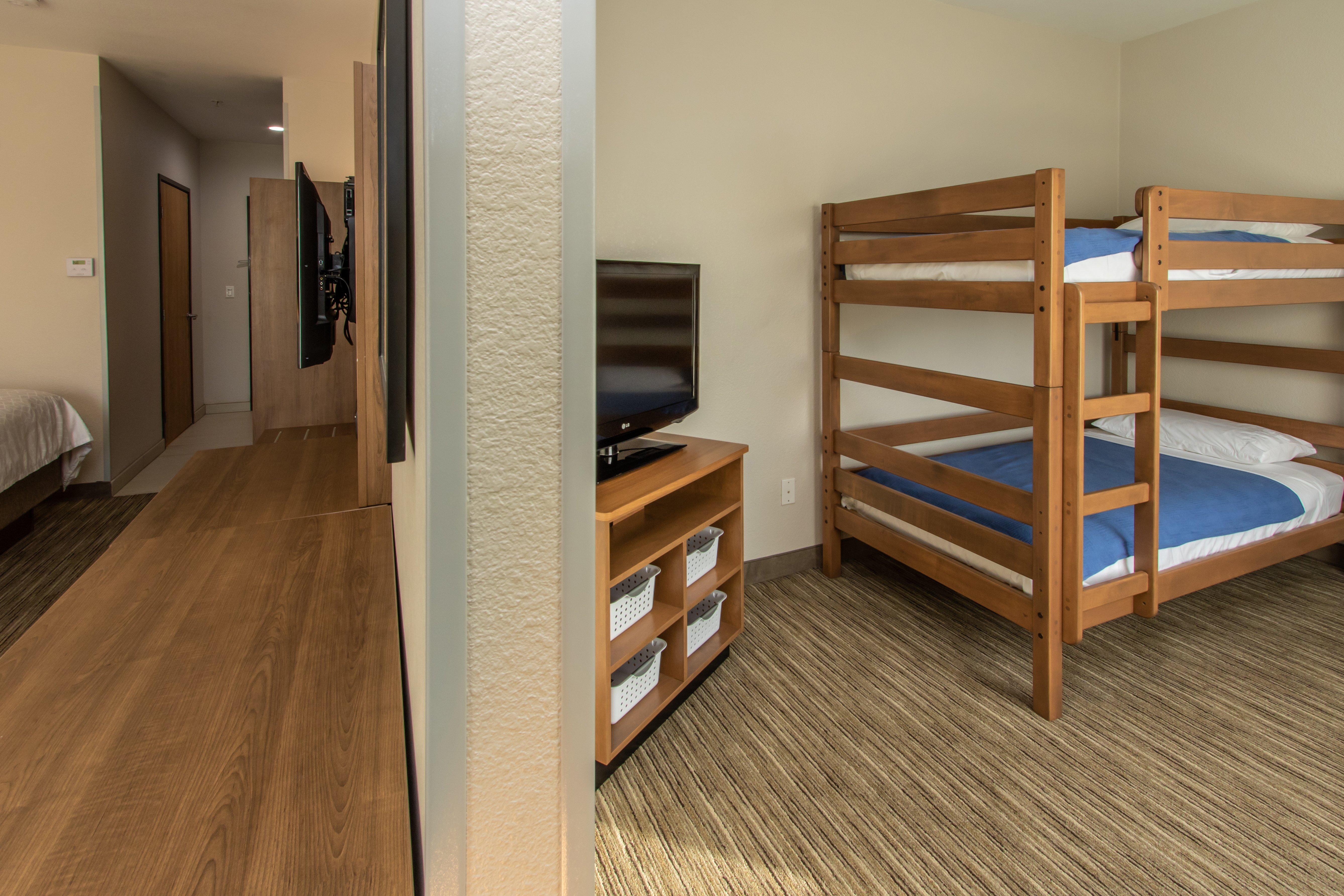 Holiday Inn Express Hotel & Suites Roseville - Galleria Area By Ihg Экстерьер фото
