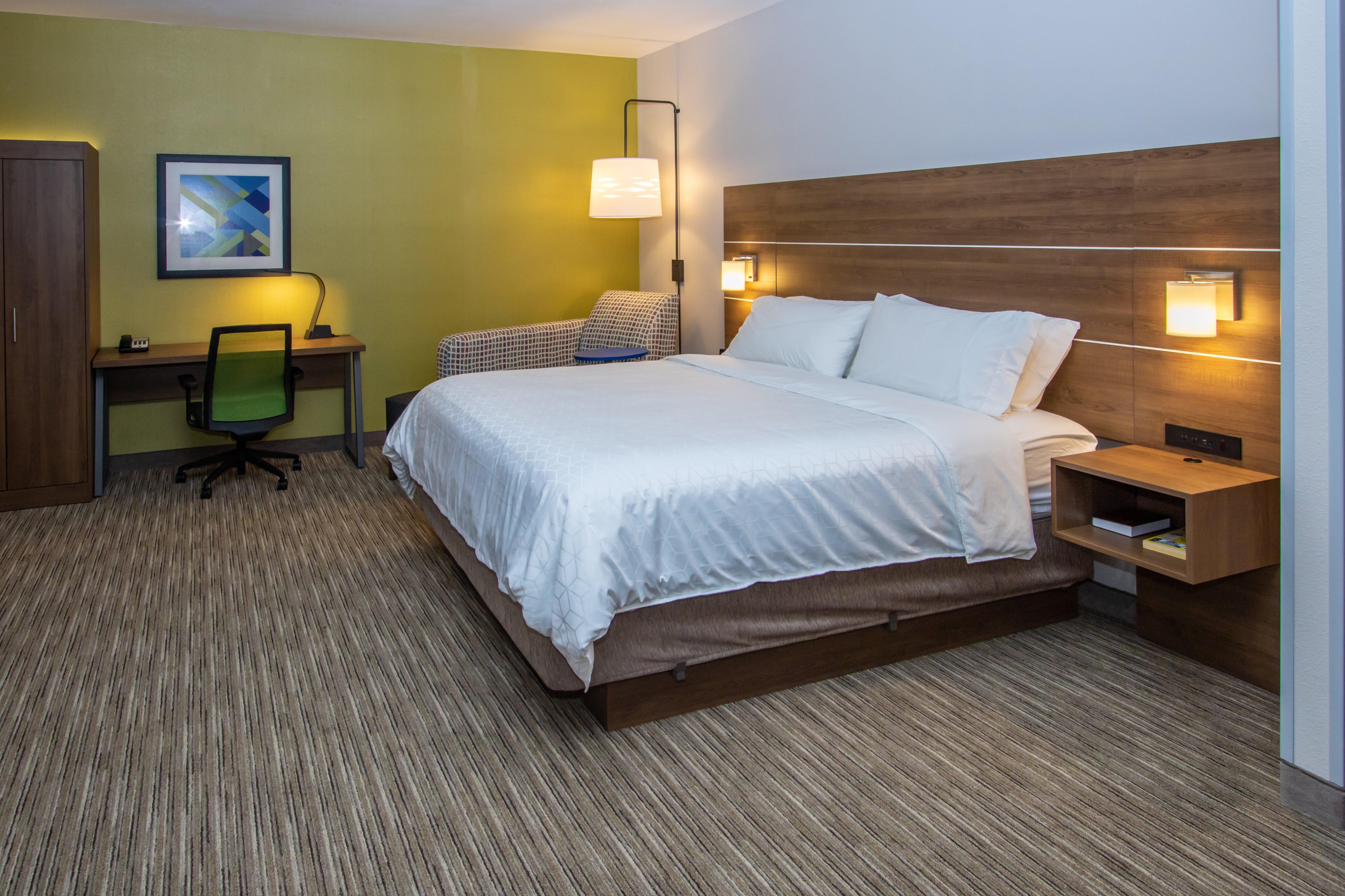 Holiday Inn Express Hotel & Suites Roseville - Galleria Area By Ihg Экстерьер фото