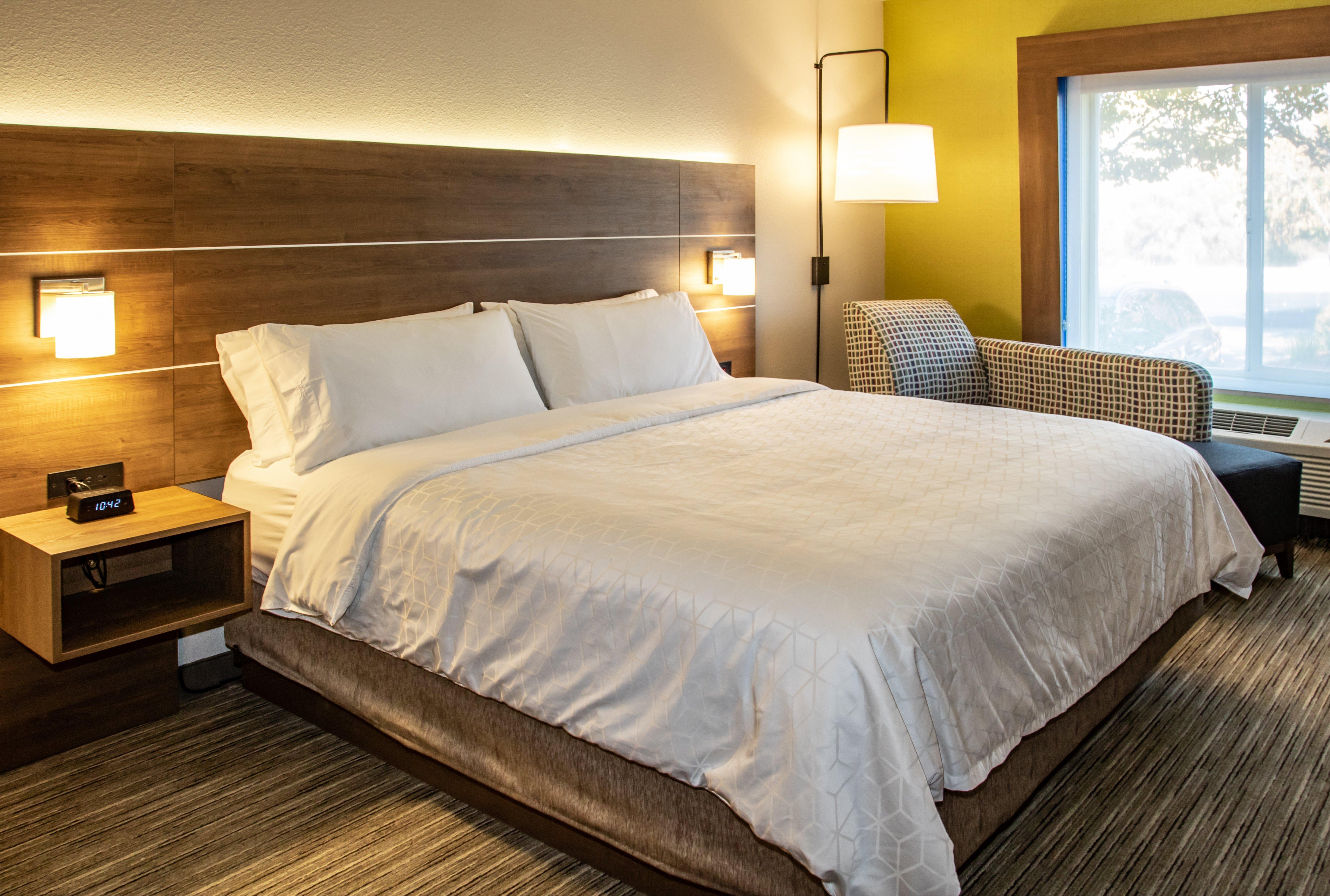 Holiday Inn Express Hotel & Suites Roseville - Galleria Area By Ihg Экстерьер фото