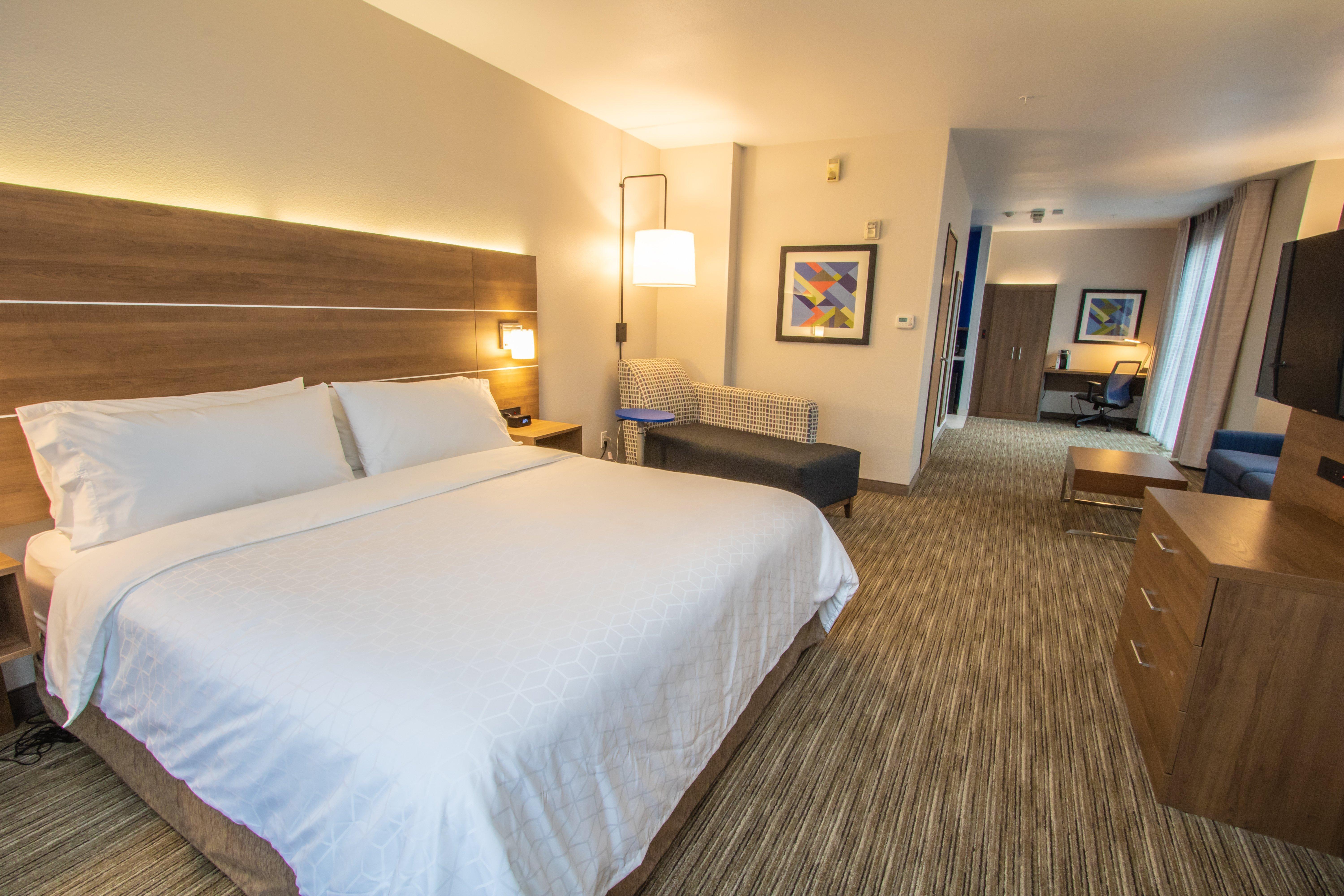 Holiday Inn Express Hotel & Suites Roseville - Galleria Area By Ihg Экстерьер фото