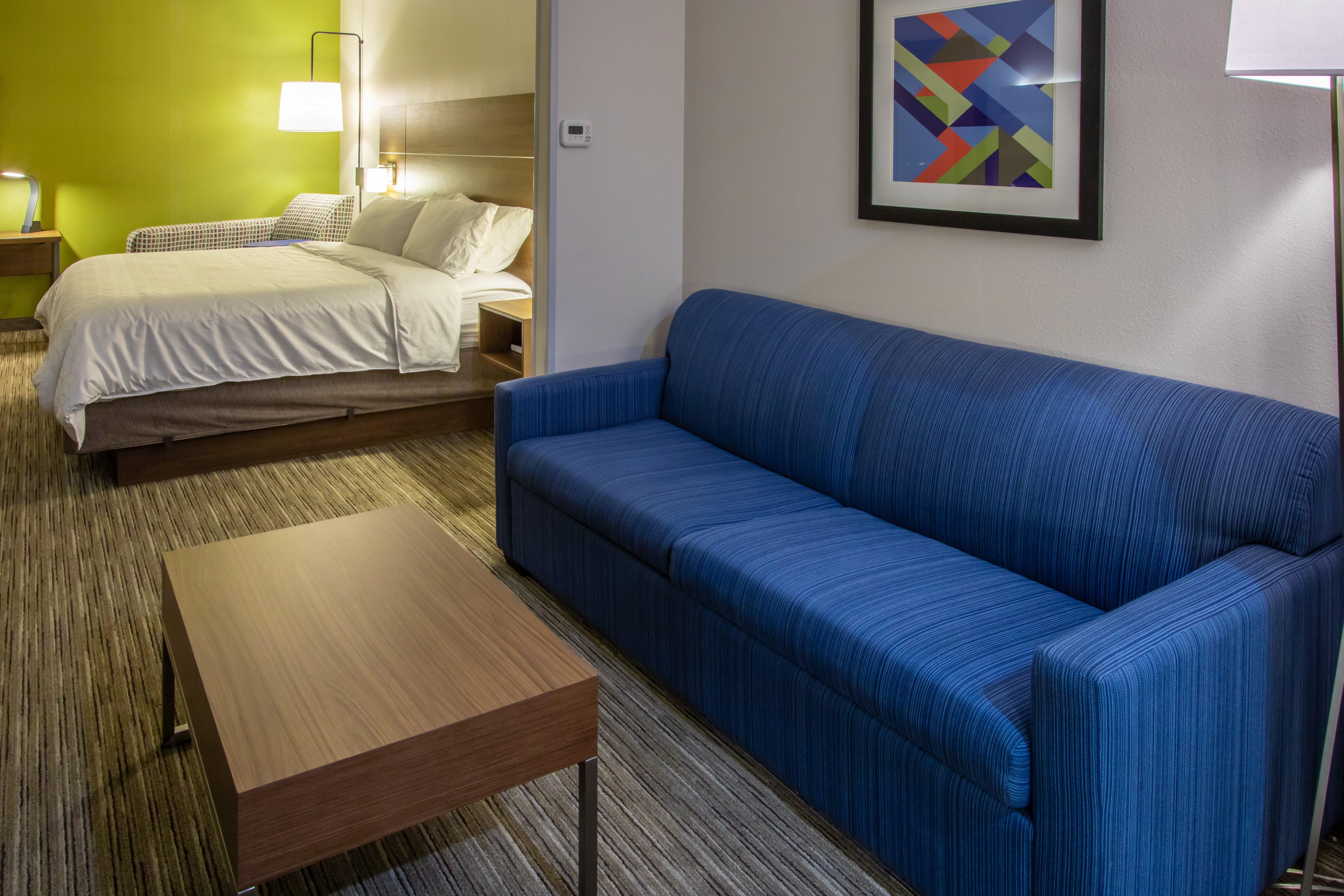 Holiday Inn Express Hotel & Suites Roseville - Galleria Area, An Ihg Hotel Экстерьер фото