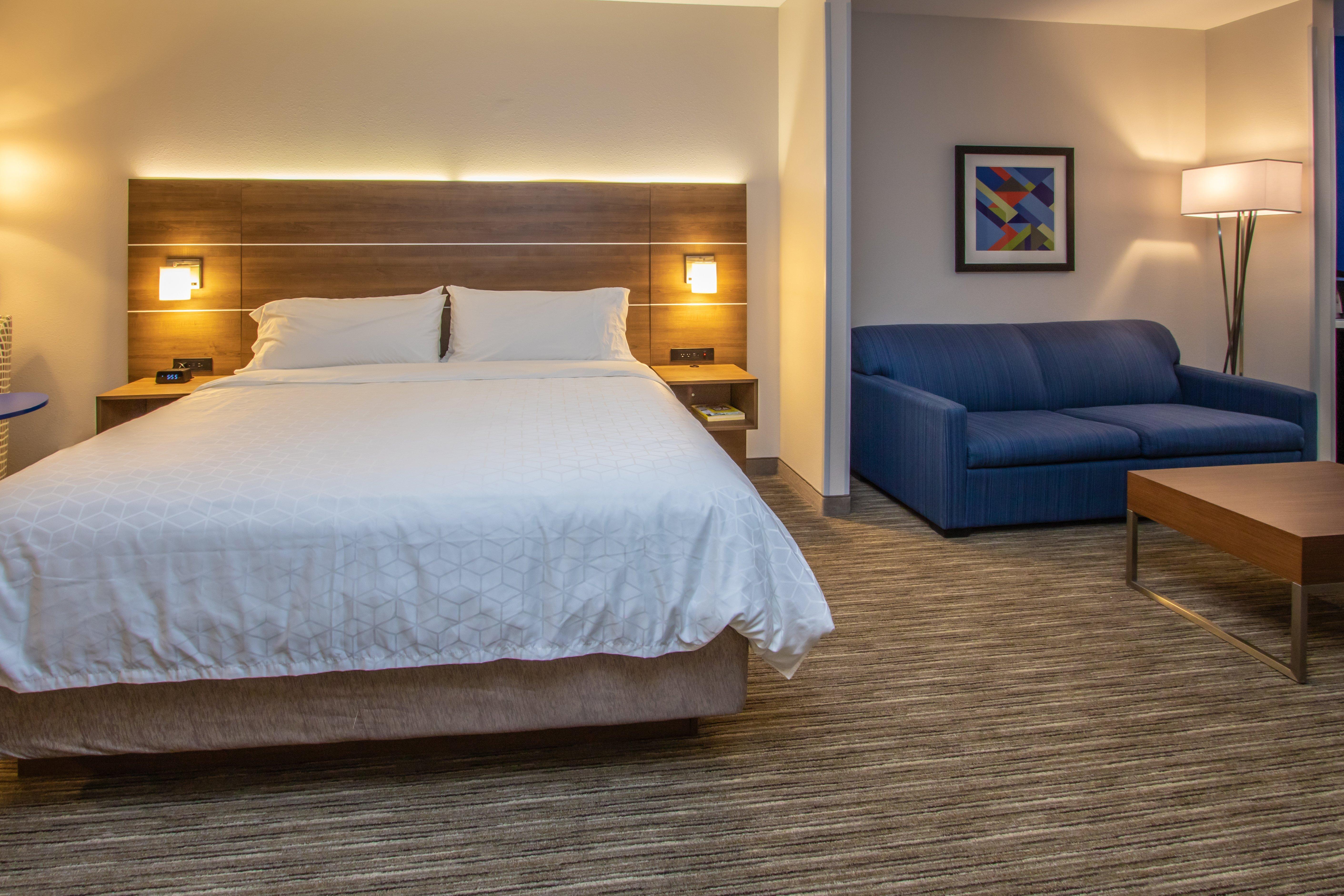 Holiday Inn Express Hotel & Suites Roseville - Galleria Area By Ihg Экстерьер фото